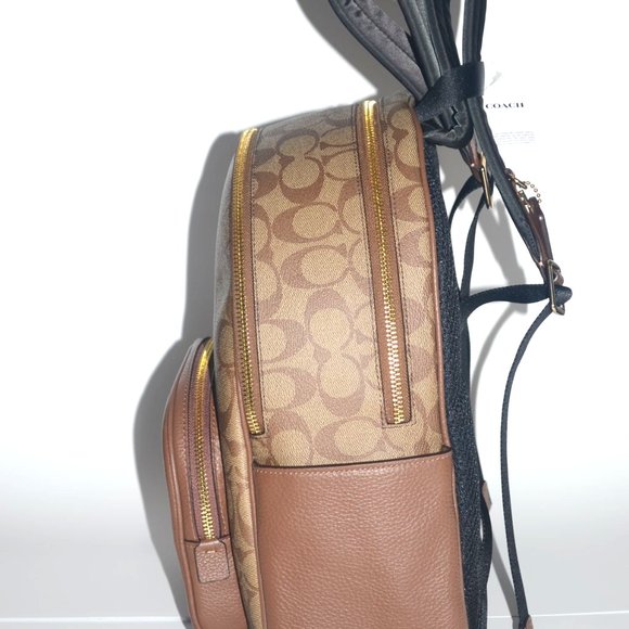 Coach Court Backpack Signature Canvas  NWT !!  Msrp:$450.00